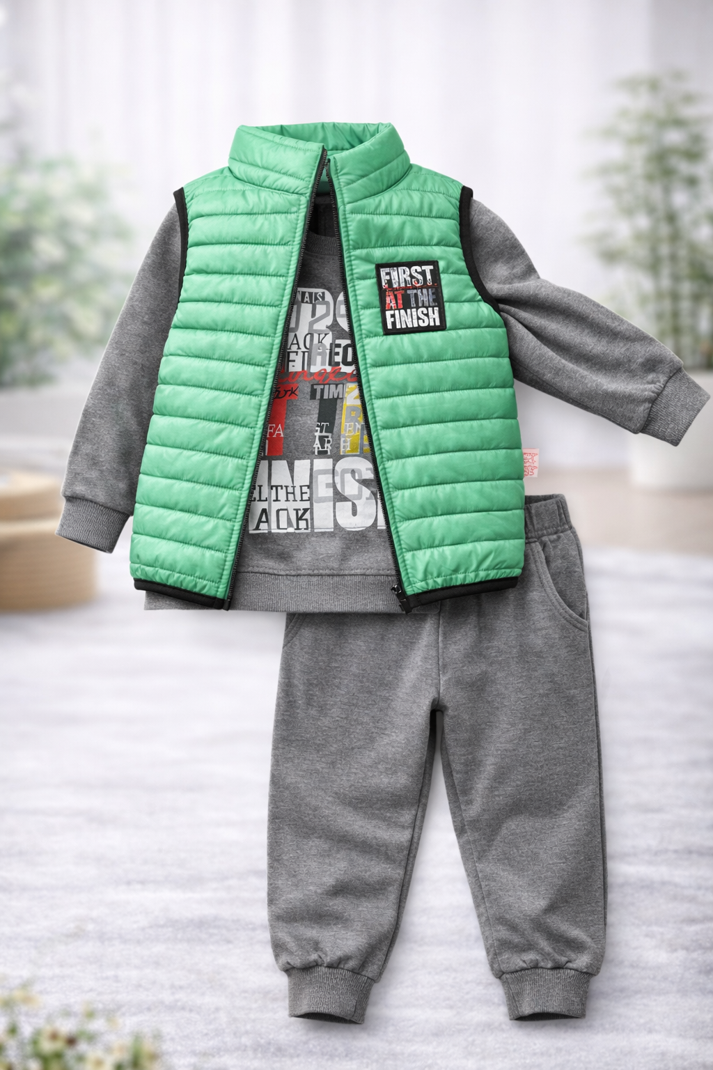 ZEILKO Kids | Jungen 3-teiliges Sport-Set Weste, Sweatshirt & Jogger | Grün/Grau